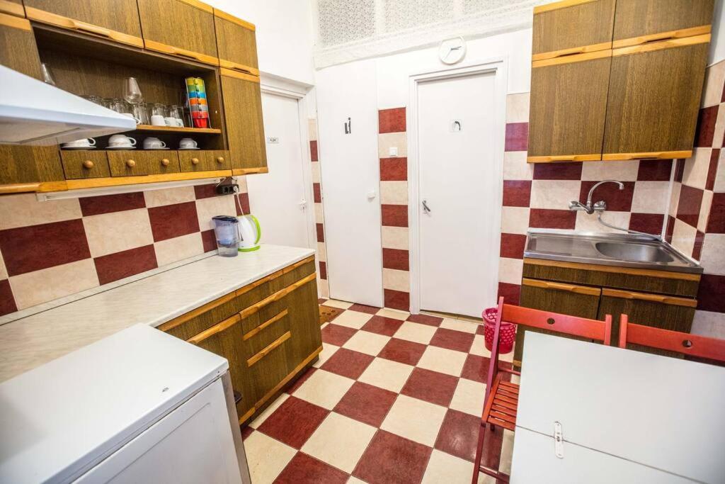 Center Apartment 5 Private Room For 19 People Budapest Exterior photo